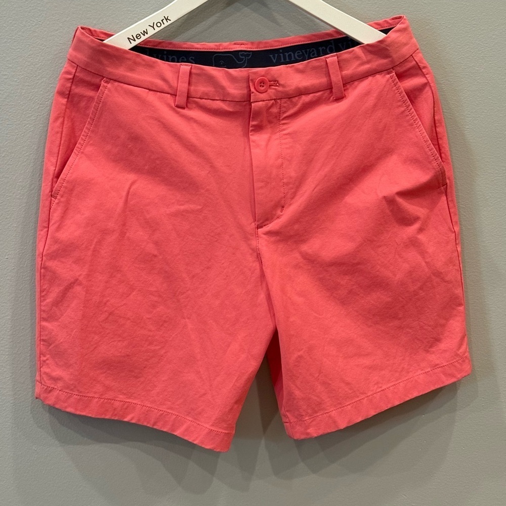 VINEYARD VINES 8" Performance Breaker Shorts Men's Size 32 Lobster Ree - Picture 4 of 13